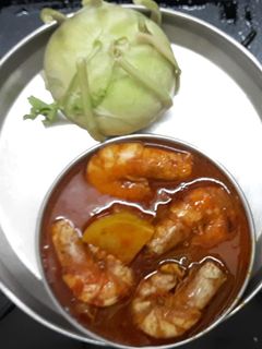 कोलंबी अलकोल रस्सा (kolambi rassa recipe in marathi) रेसिपी चे मुख्य फोटो