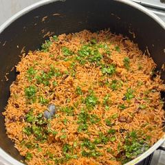 A picture of Goan Sausage Pulao.