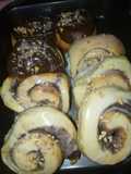 Cinnamon Rolls / Roles de Canela