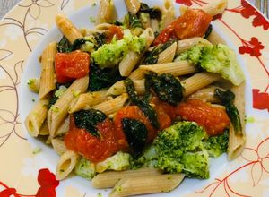 O poză a rețetei Penne integrale cu broccoli, baby spanac și roșii cherry !.