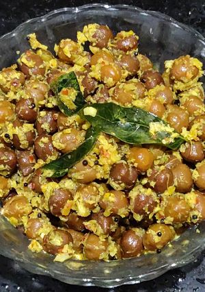 A picture of Brown Chickpeas Sundal.