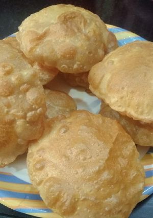 பூரி செய்முறை முக்கிய புகைப்படம்