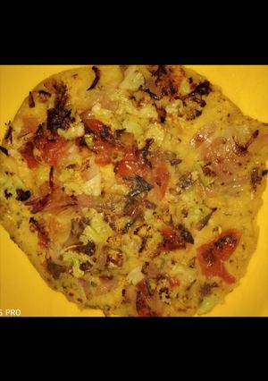 A picture of Moong dal uttapam.