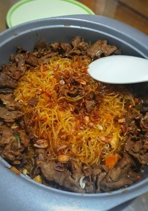 Foto resep Bihun goreng toping daging slice