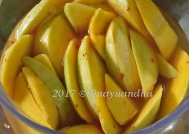 Asinan Mangga