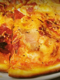 Una foto de Pizza Pepperoni a mi estilo