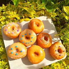 Donuts A picture of Donuts.