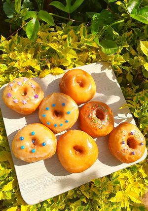 A picture of Donuts.