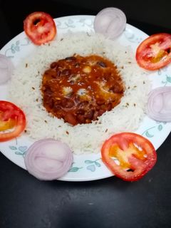 રાજમા - ચાવલ(Rajma chawal Recipe In Gujarati) રેસીપી મુખ્ય ફોટો