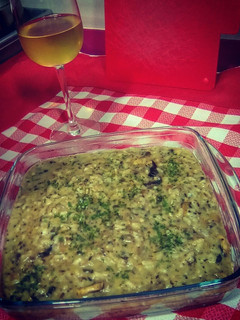 Una foto de Risotto con champiñón y rebollones