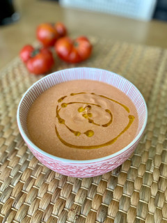 Una foto de Salmorejo sin pan