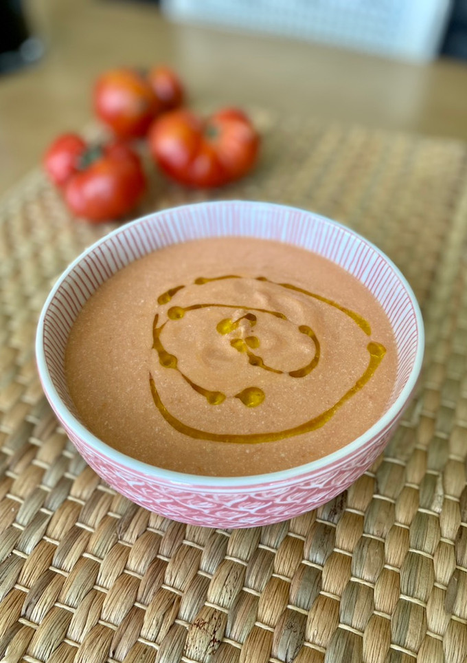 Una foto de Salmorejo sin pan