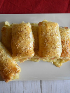 Una foto de Napolitanas de jamón y queso