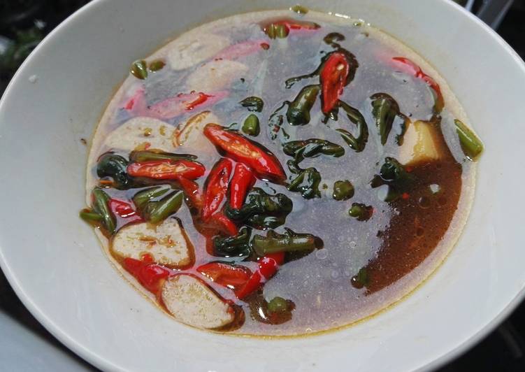 Langkah Mudah untuk Menyiapkan Tumis Kangkung Saus Tiram #BikinRamadanBerkesan yang Lezat
