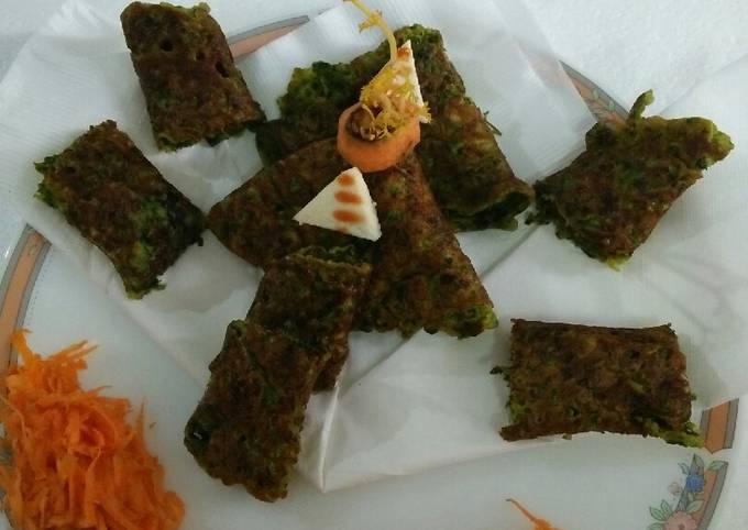 Recipe of Ultimate Spinach pan cake with gram flour