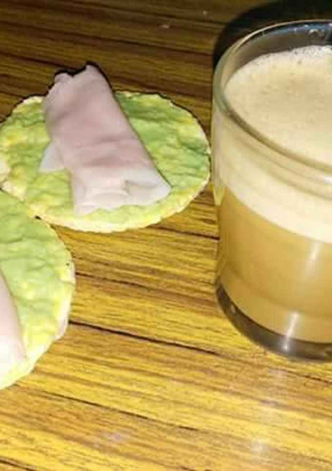 Una foto de Tortitas con guacamole casero