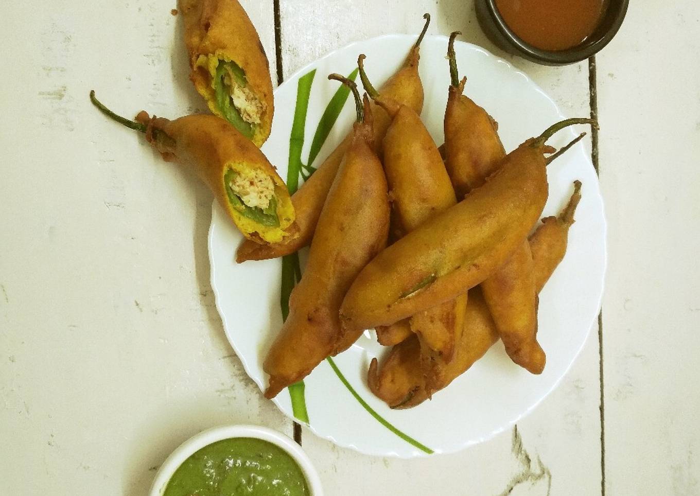 Stuffed Mirchi Bajji