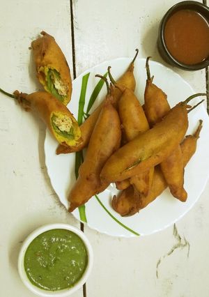 A picture of Stuffed Mirchi Bajji.