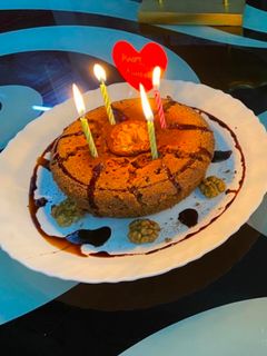 चॉकलेट अखरोट केक (Chocolate akhrot Cake Recipe in Hindi) रेसिपी मुख्य फोटो