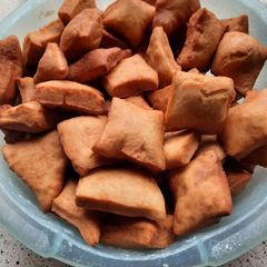 A picture of Mandazi-ginger.