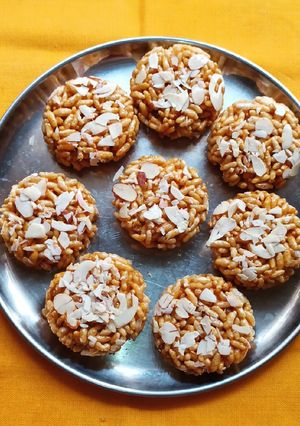 A picture of Puffed Rice Jaggery Tikki.