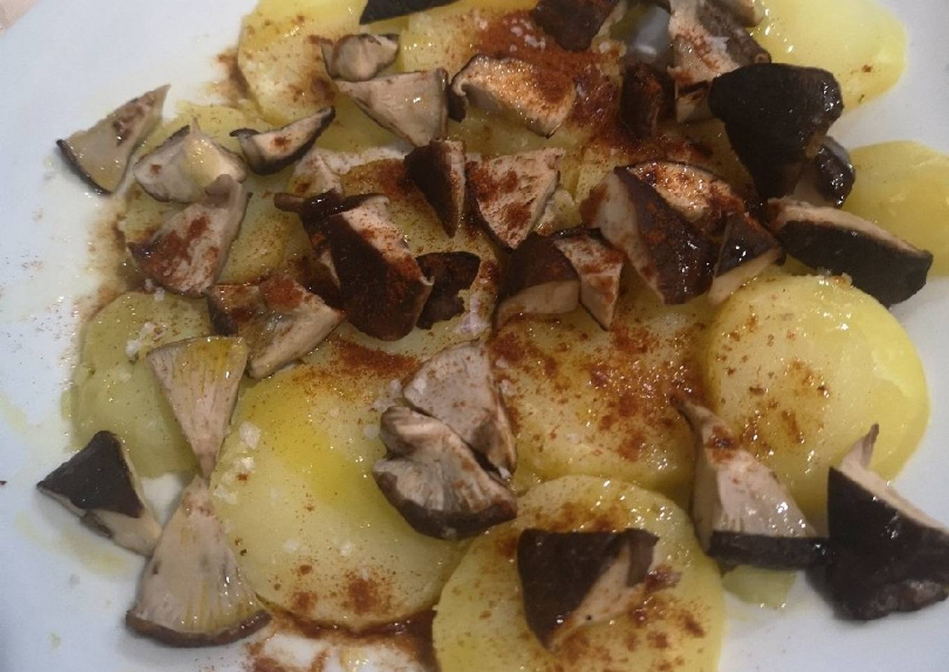 Setas shiitake "a la gallega"