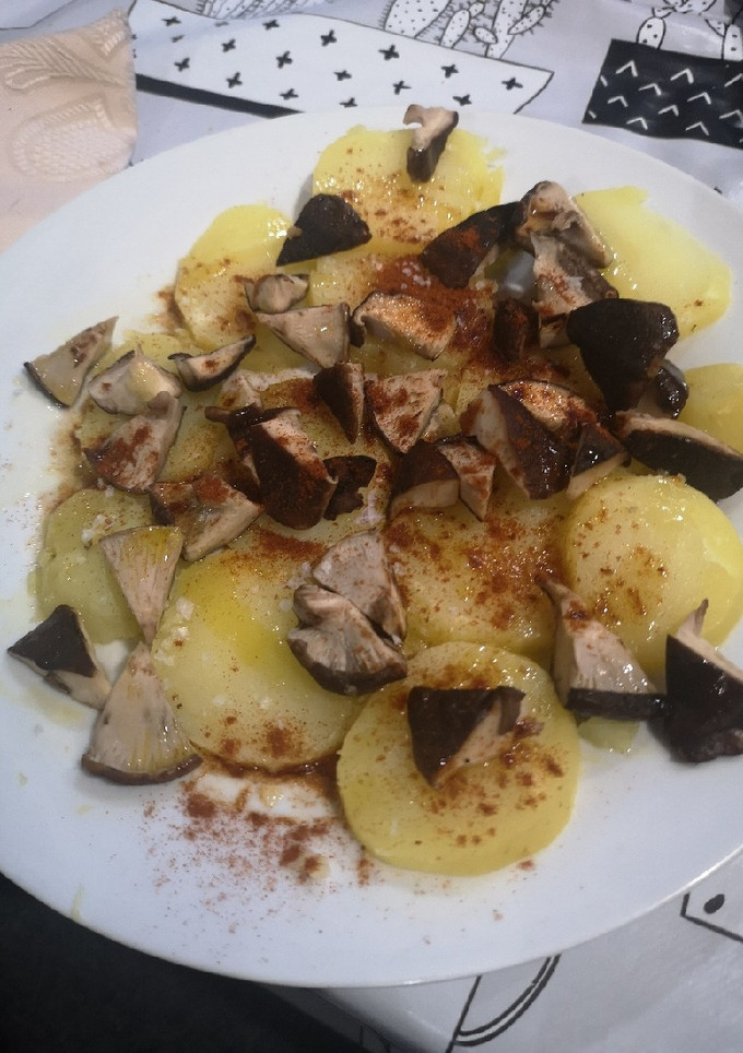 Una foto de Setas shiitake "a la gallega"