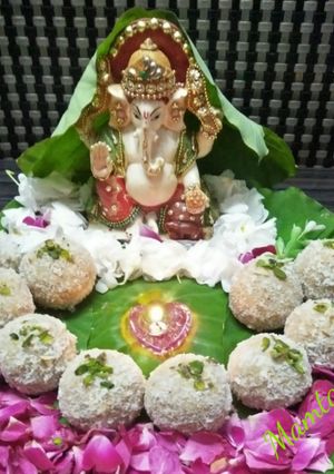 A picture of Mawa Coconut laddu.