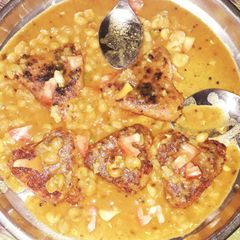 A picture of Ragda petties.