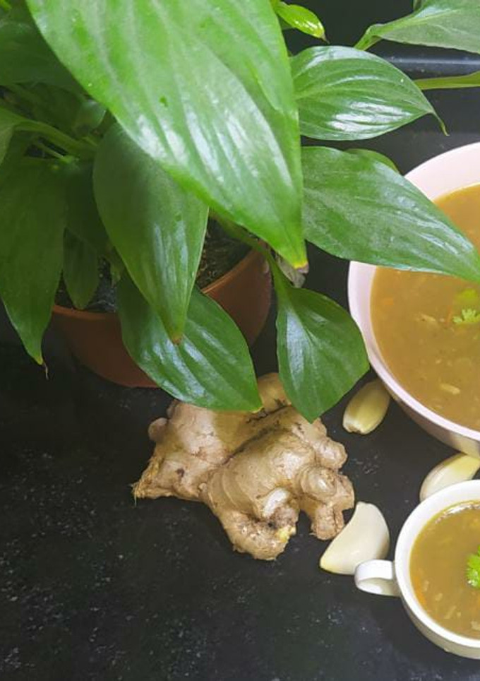 இஞ்சி பூண்டு சூப் செய்முறை முக்கிய புகைப்படம்