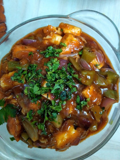 A picture of Chilli Paneer gravy.