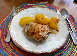 Una foto de Pollo con tomillo a la sartén