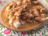 Pollo al strogonof con arroz