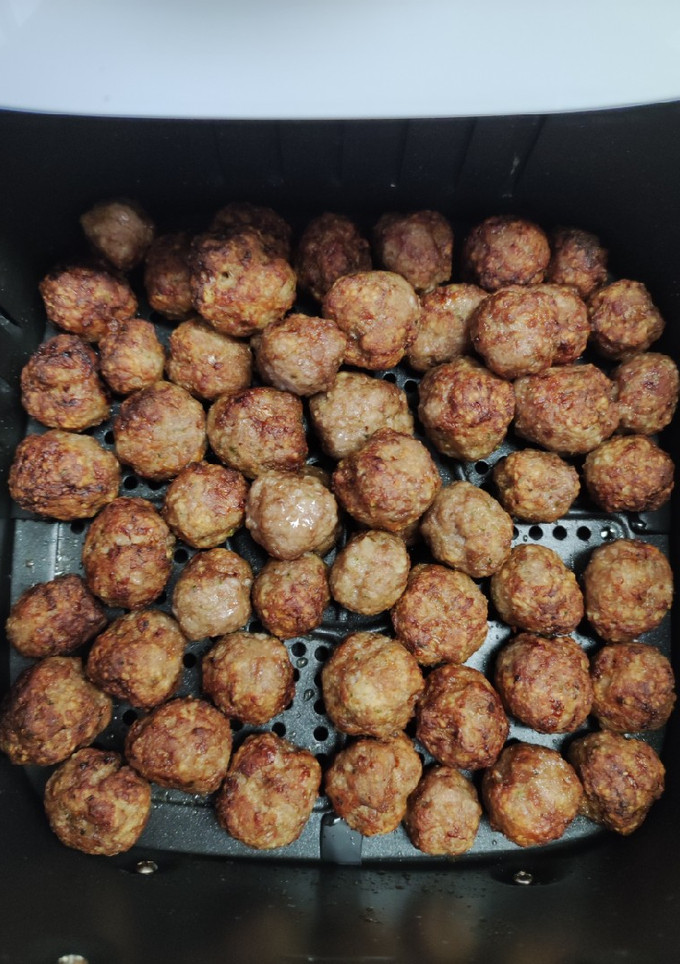 Una foto de Albóndigas con freidora sin aceite 🤤🤤👌