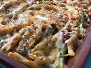 Una foto de fusilli berenjena