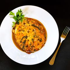 A picture of Chicken Francaise.
