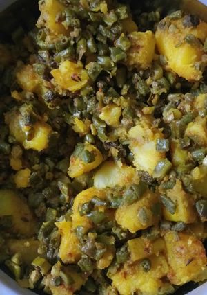 आलू फली की सब्जी (aloo phali ki sabzi recipe in Hindi) रेसिपी मुख्य फोटो