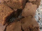 Una foto de brownie casero