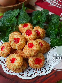 Foto resep 471. Strawberry Thumbprint Cookies #KamisManis