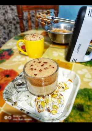 ডালগোনা কফি (Dalgona Coffee recipe in bengali) রেসিপির প্রধান ছবি