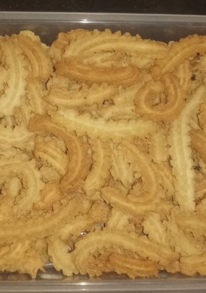 Foto resep Akar kelapa manis dan renyah takaran sendok