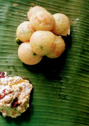 A picture of Vegetable poha appe.