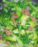 Cải thìa xào thịt bò