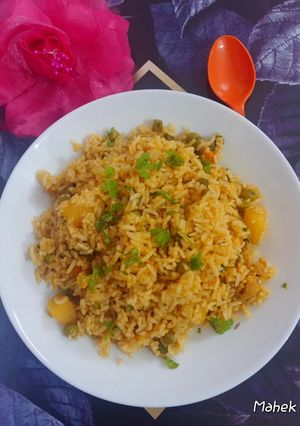 ভেজিটেবল বিরিয়ানি(vegetable biriyani recipe in Bengali) রেসিপির প্রধান ছবি