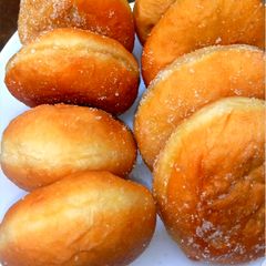 A picture of Donuts.