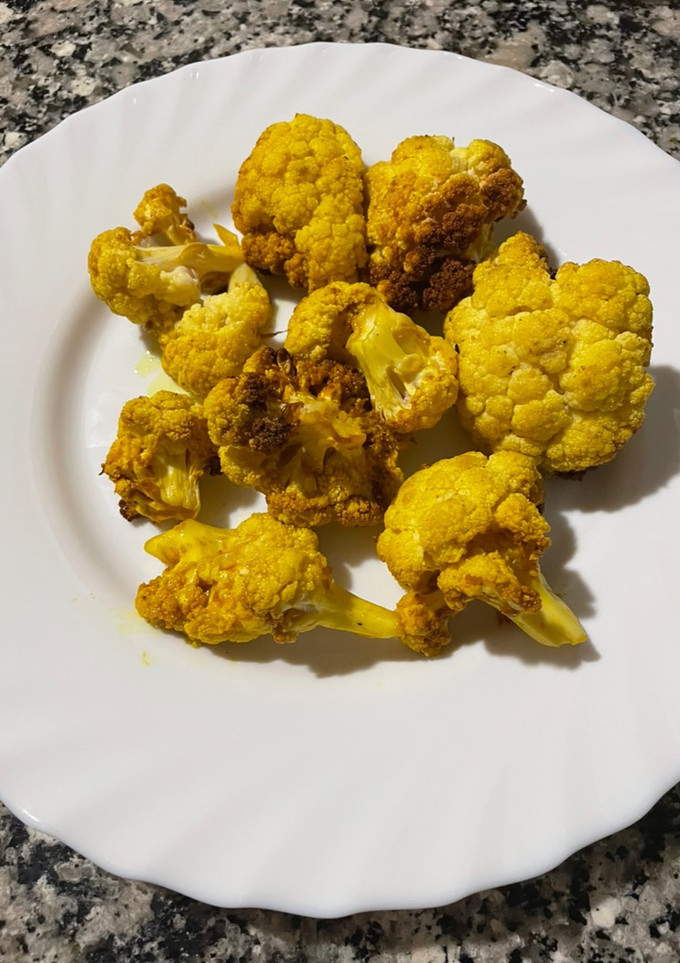 Una foto de Coliflor curry en airfryer