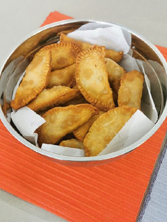 Una foto de Masa para empanadas fritas