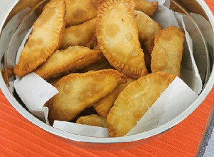 Una foto de Masa para empanadas fritas