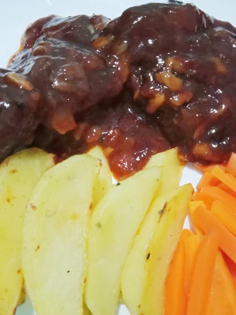 Cara Mudah Menyiapkan Resep Steak sapi saus barbeque yang  Bikin Ketagihan Anti Ribet, Mantap Sekali