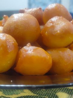 صورة لوصفة زلابية (لقمة القاضي) (العوامات) 😋😋